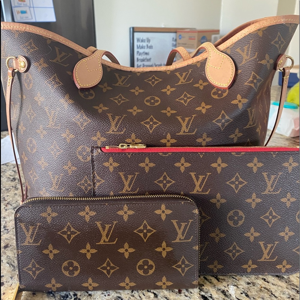 Louis Vuitton Neverfull MM and Wallet